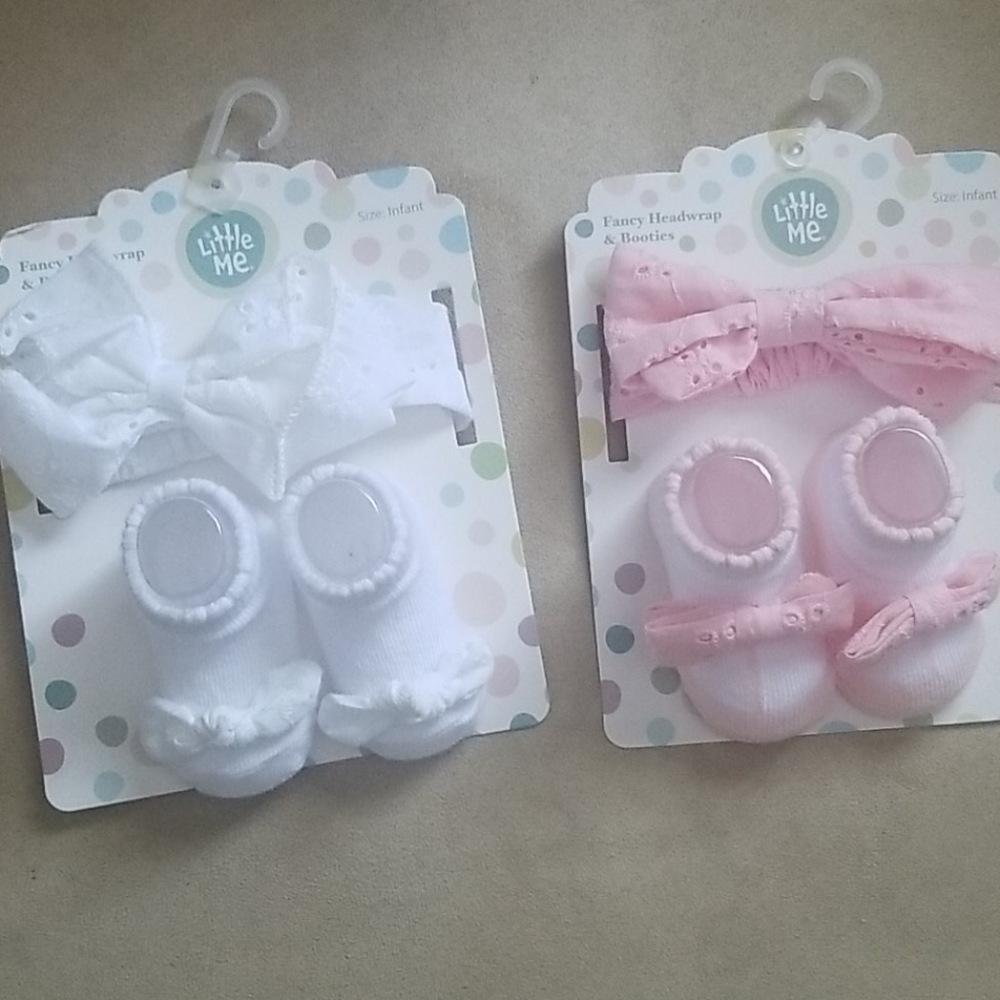 NWT headband w/matching booties for infants